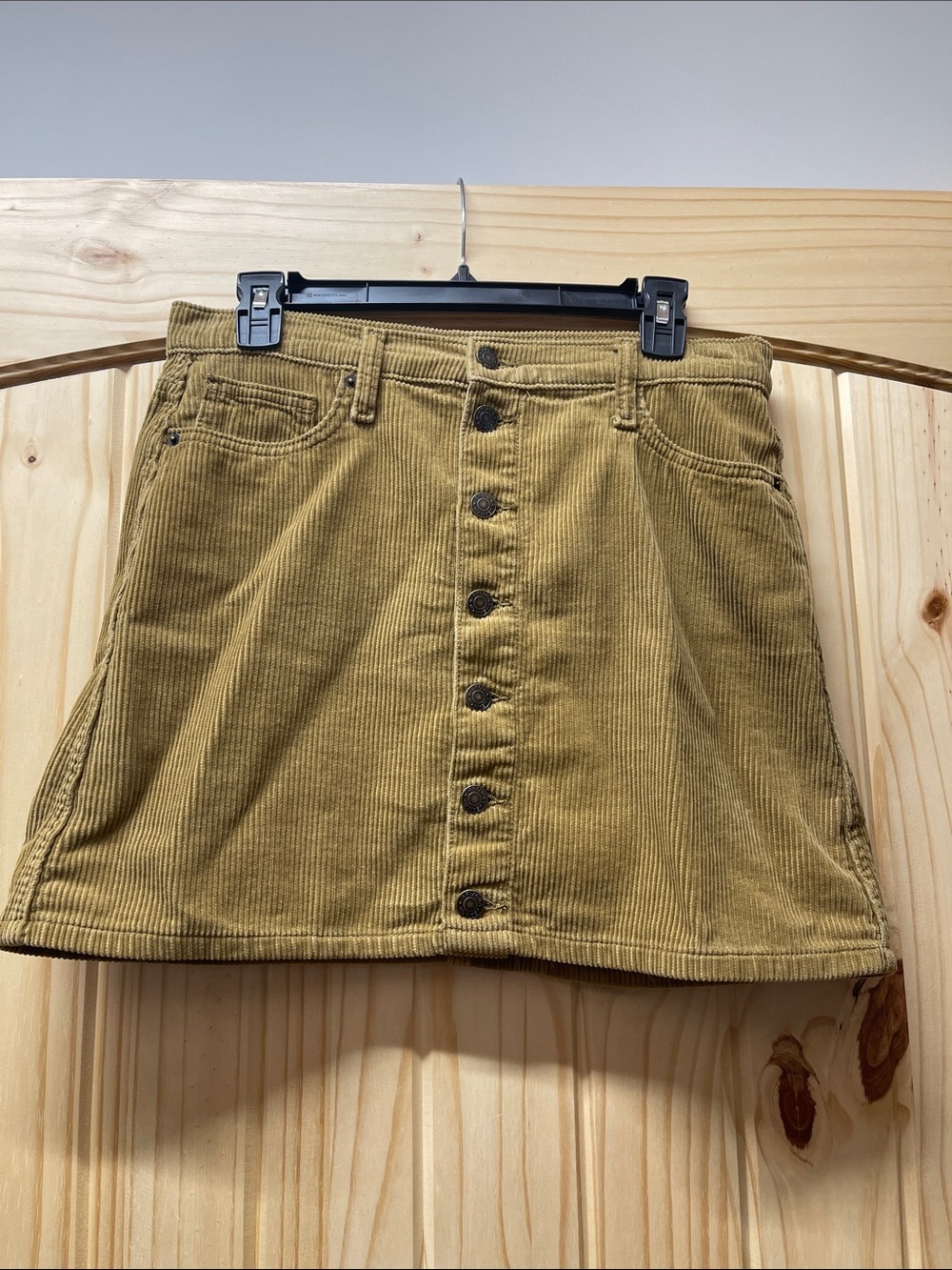 Arizona Jean Company Olive-Mustard Button-Front Corduroy Mini Skirt